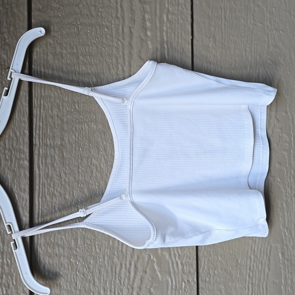american eagle off- white cropped adjustable strap ribbed tank M - Picture 4 of 5